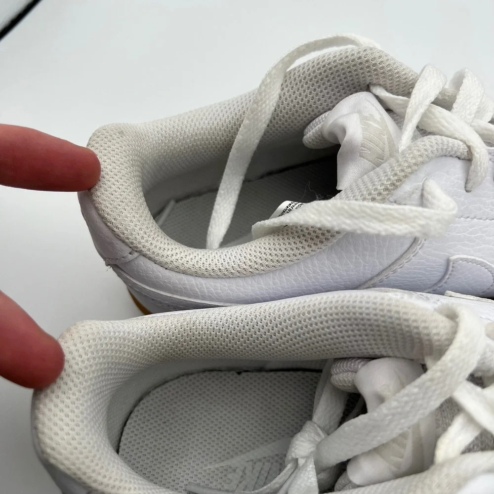 Nike Court Vision Low Mens 7.5 White‎ Gum Pebbled Leather Low Top Sneakers